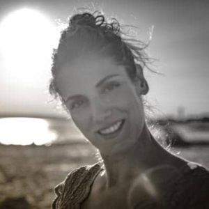 Meet your Posher, Elle Empire